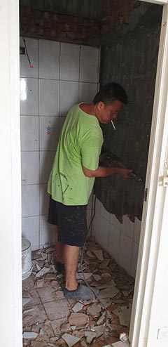 台北衛浴拆除-磁磚地磚拆除